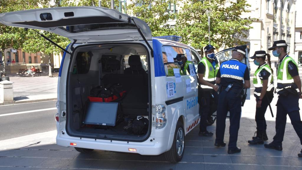 MOVIL ESCANER POLICIA VALLADOLID (5)