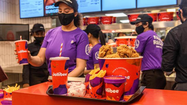 La filipina Jollibee inicia su expansión en España el 23 de septiembre con la apertuar de su primer local