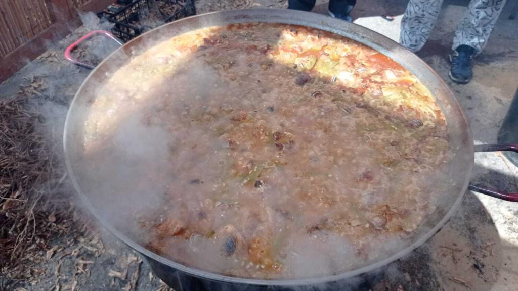 La paella valenciana de El Madrileño, condecorada como la mejor del mundo.