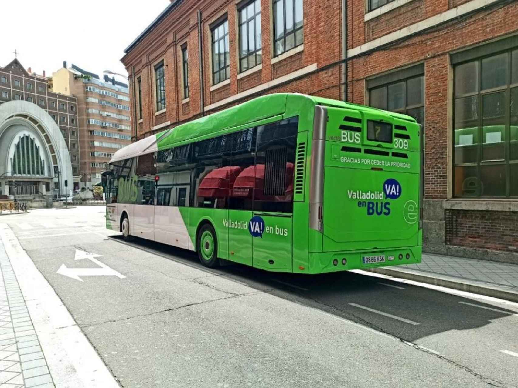 Un autobús urbano de Auvasa, en Valladolid.
