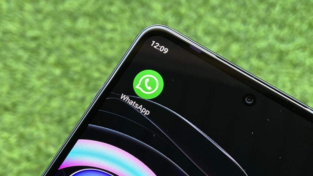 El truco de WhatsApp para bloquear a un contacto sin entrar en el chat.