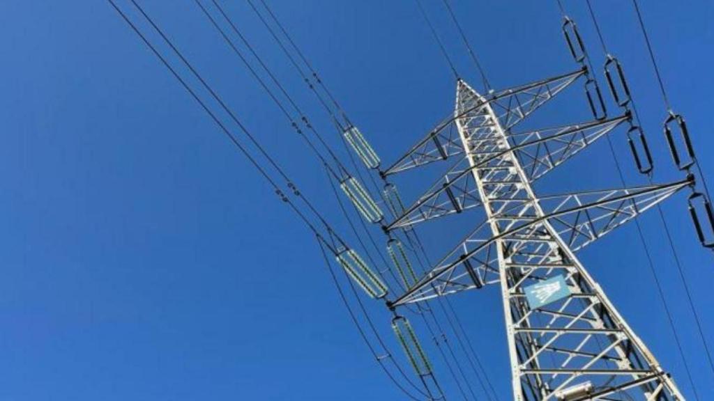 Red Eléctrica activa la línea Mazaricos-Lousame y fortalece la red A Coruña-Pontevedra