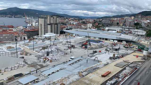 Vista panorámica de las obras del Vialia desde Vía Norte.