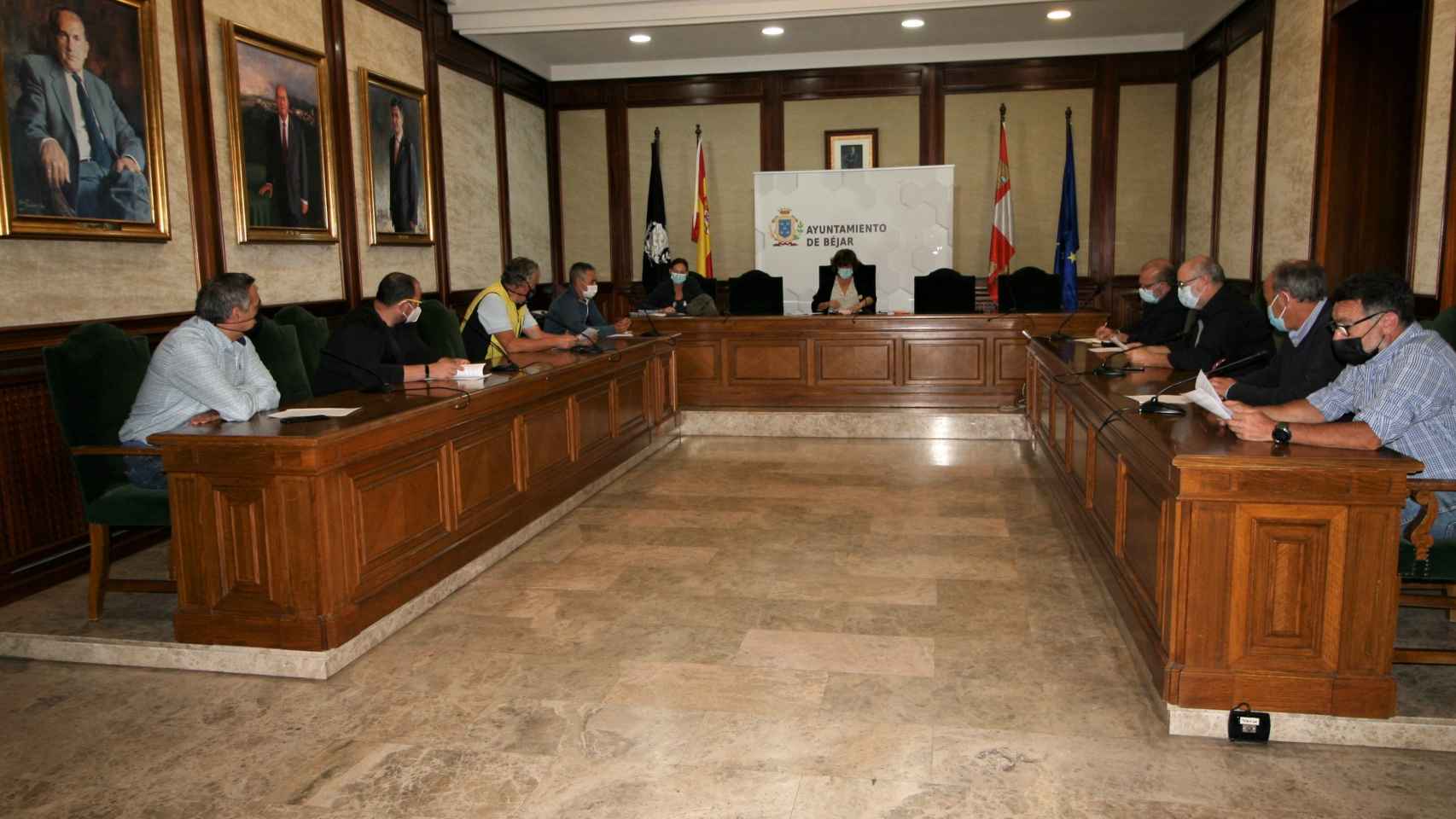 Imagen de archivo de una reunión de los grupos políticos en el Ayuntamiento de Béjar