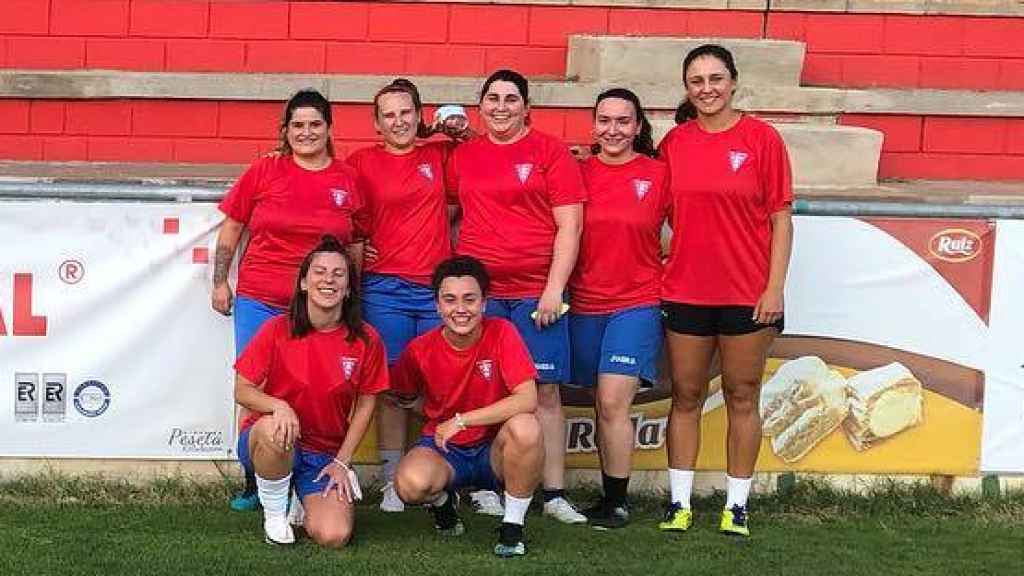 Jugadoras del equipo femenino de La Roda