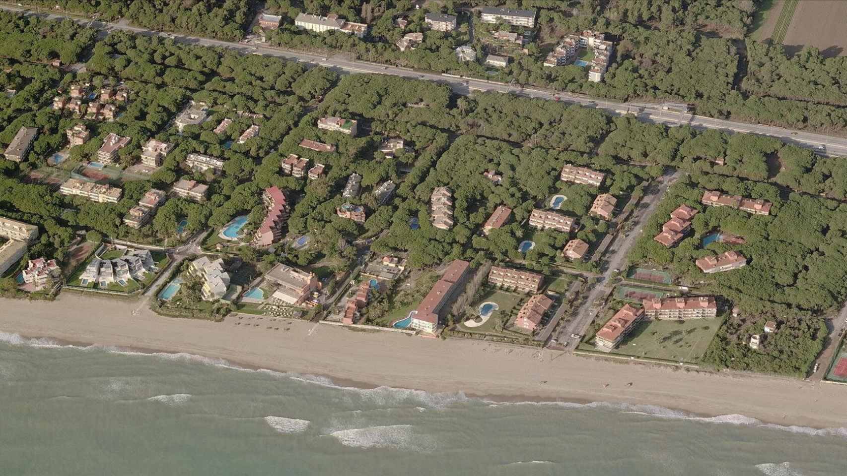 Vista aérea de parte de la urbanización Gavà Mar.