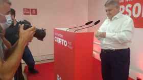 José Vélez, delegado del Gobierno, este sábado, presentando su candidatura a las primarias.