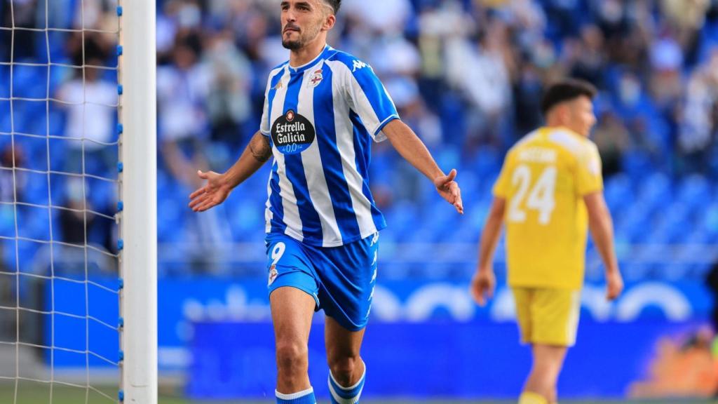 Imagen de la celebración del gol de Alberto Quiles