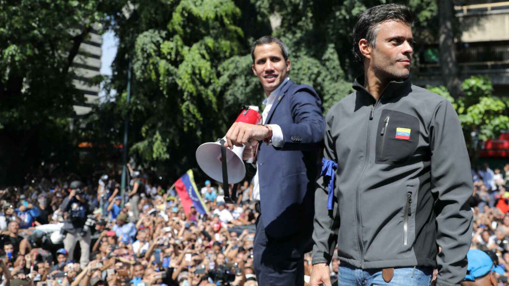Juan Guaidó y Leopoldo López, ante seguidores de la oposición.