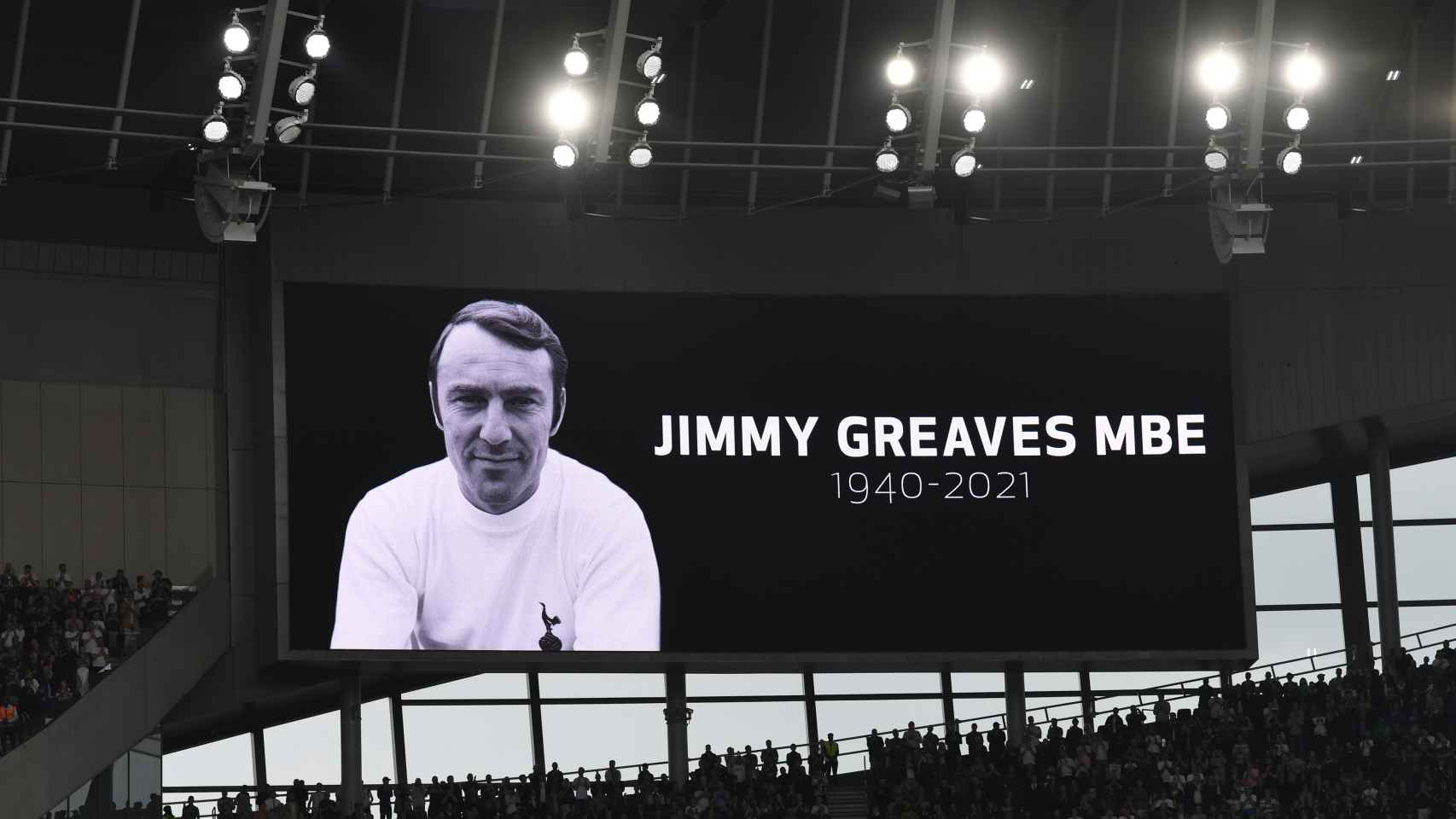 El homenaje a Jimmy Greaves en el Tottenham Hotspur Stadium