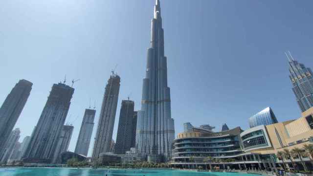 El Burj Khalifa, edificio más alto del mundo, en el epicentro del distrito financiero de Dubái.