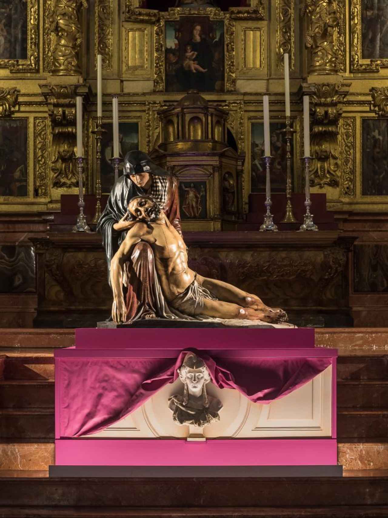 Nuestra Señora de la Piedad.