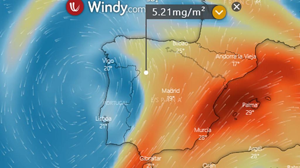 Detalle de Windy.com que indica las máximas de dióxido de azufre que sufrirá Zamora
