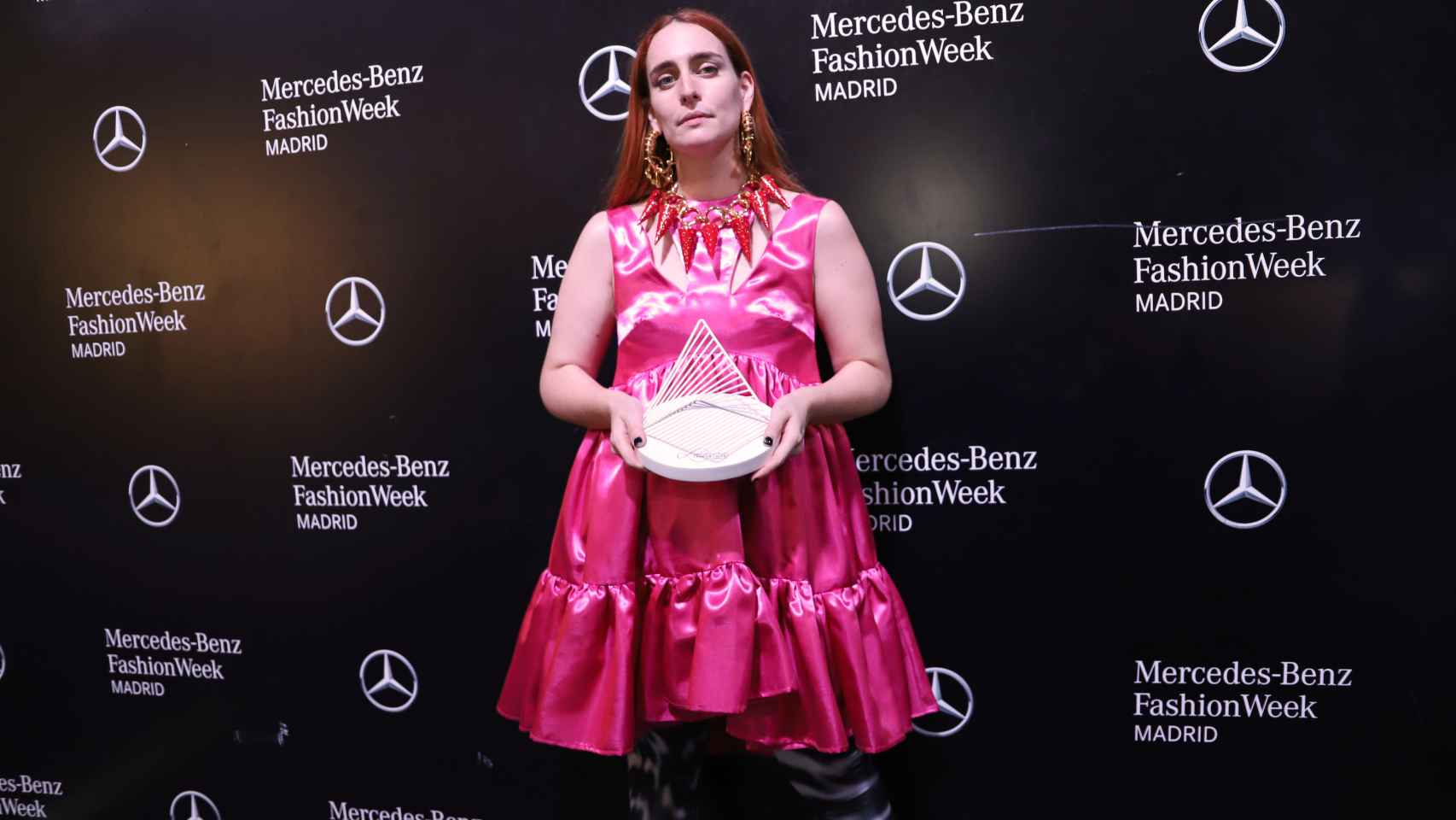 Anaïs Vauxcelles ha ganado con 404 Studio el premio Mercedes-Benz Fashion Talent.