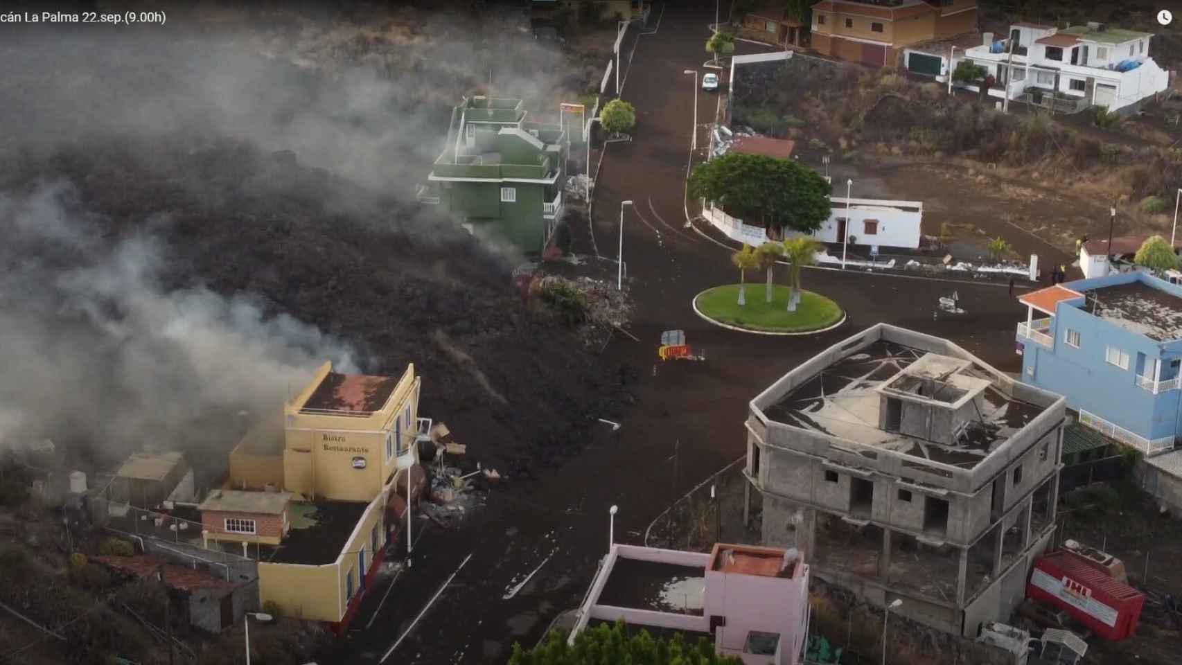 La lava entra en Todoque (La Palma).