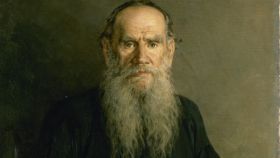 Un retrato de Tolstói que se puede ver ahora en el Museo Ruso de Málaga.