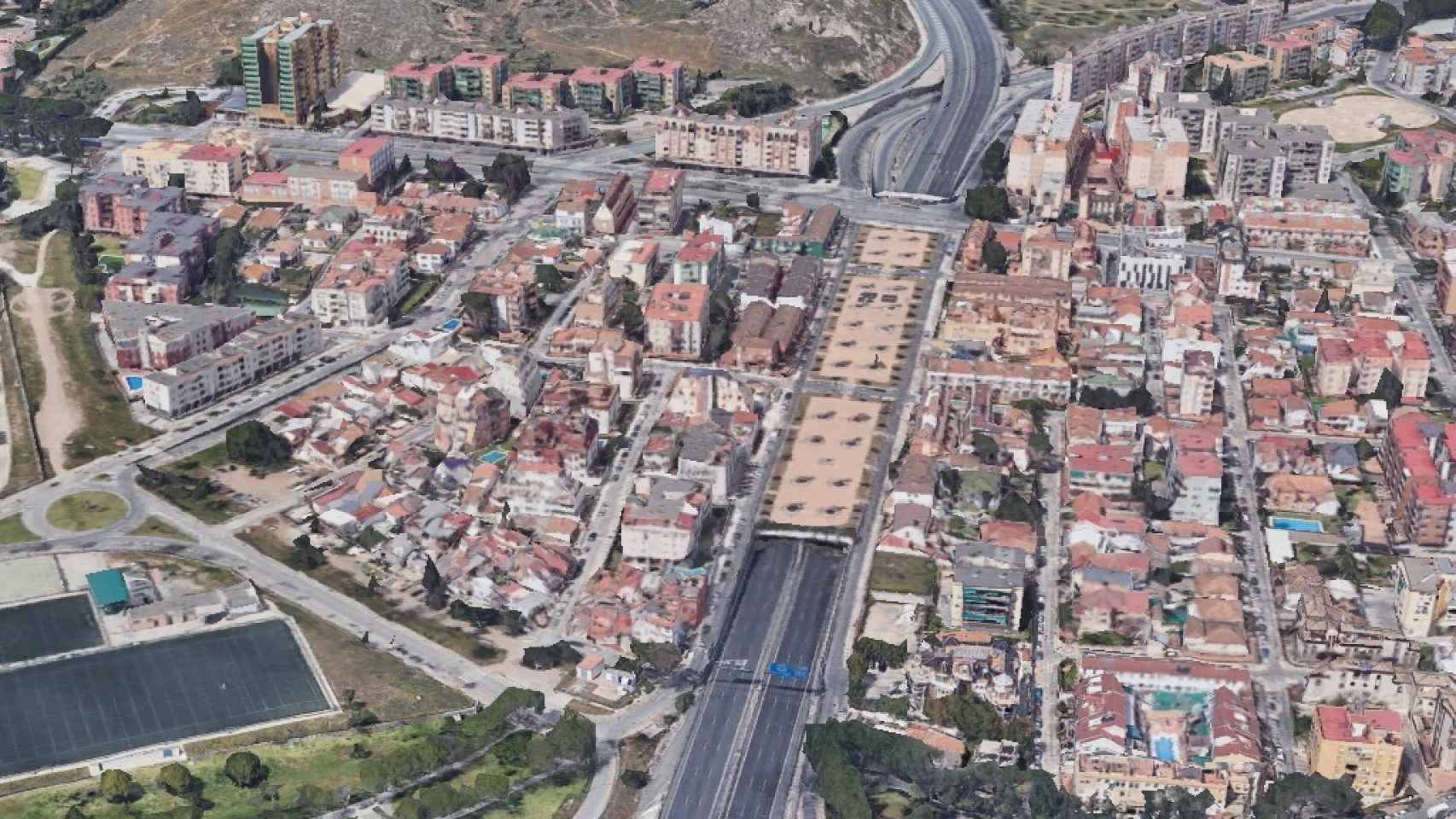 Vista del falso túnel de Carlos Haya, en Málaga capital.