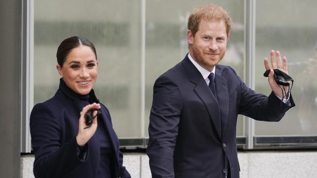 Harry de Inglaterra y Meghan Markle visitando el 'One Word Trade Center Observatory'.