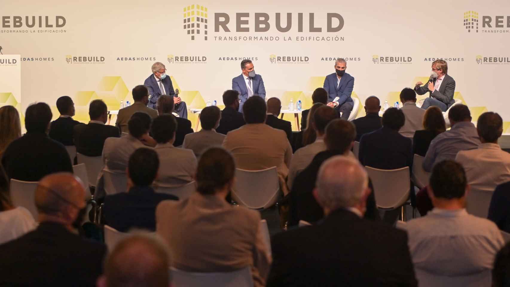 Rebuild 2021 ha abordado los retos de futuro del sector de la edificación en diferentes mesas redondas.