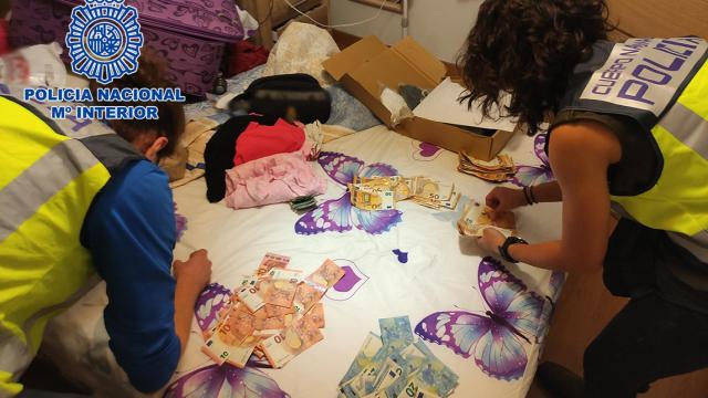 La Policía Nacional desarticula una organización dedicada a la explotación sexual de mujeres en pisos de citas