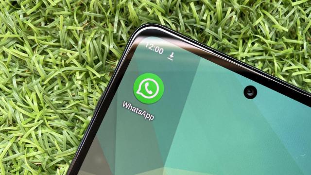 El icono de la app de WhatsApp en un móvil.