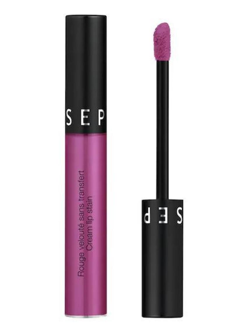 Sephora tiene el labial de coloración violeta más buscado.