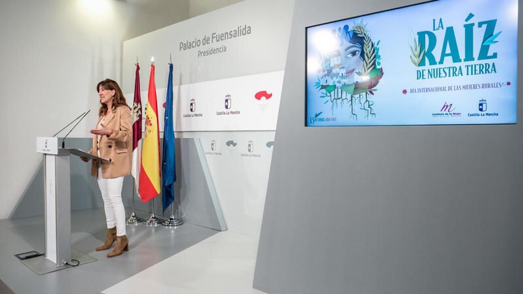 Blanca Fernández durante la rueda de prensa.