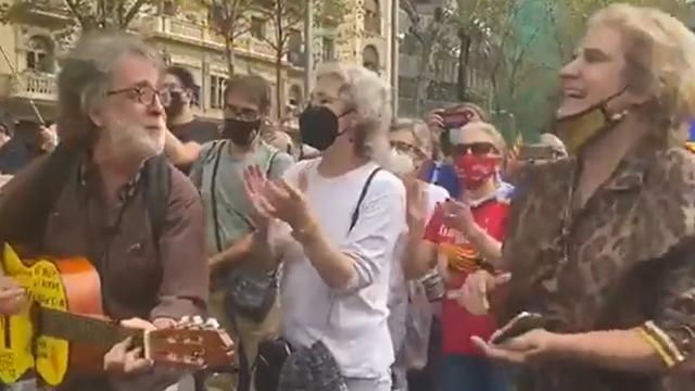 Pilar Rahola, en las protestas contra la detención de Carles Puigdemont.