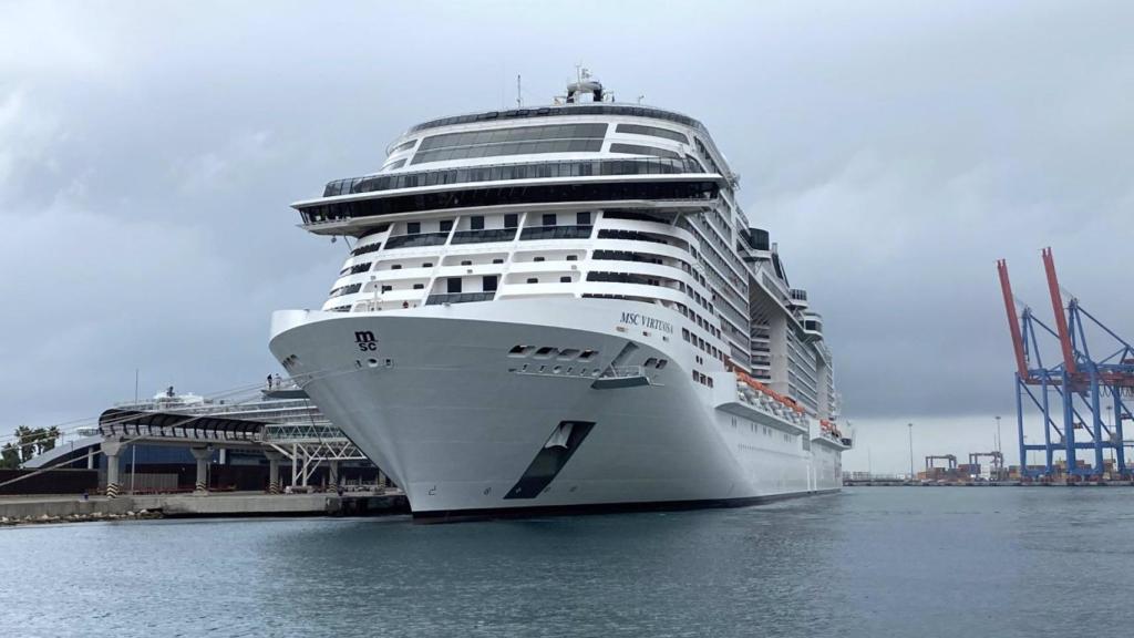 Escala de MSC Virtuosa en el Puerto de Málaga.