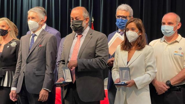 El ayuntamiento de A Coruña recibe la Medalla de plata al mérito social penitenciario