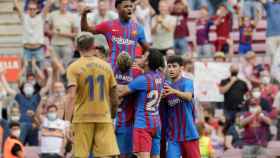 El Barça celebra el gol de Ansu Fati
