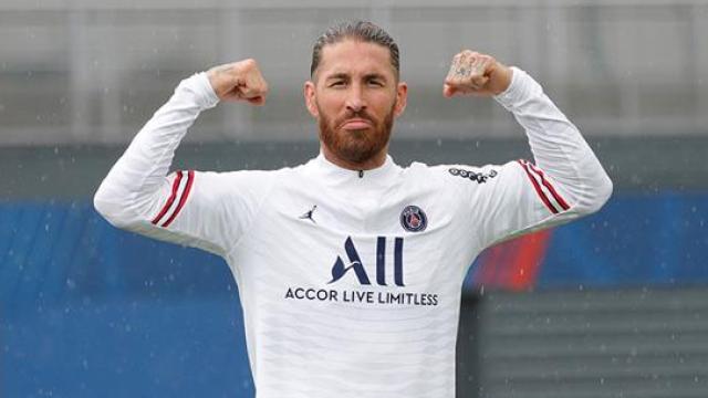 Sergio Ramos durante su entrenamiento con el PSG