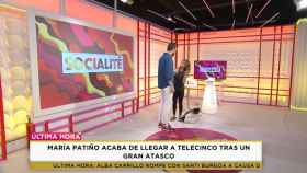 María Patiño presenta ‘Socialité’ en ropa deportiva y sandalias tras llegar tarde por un atasco