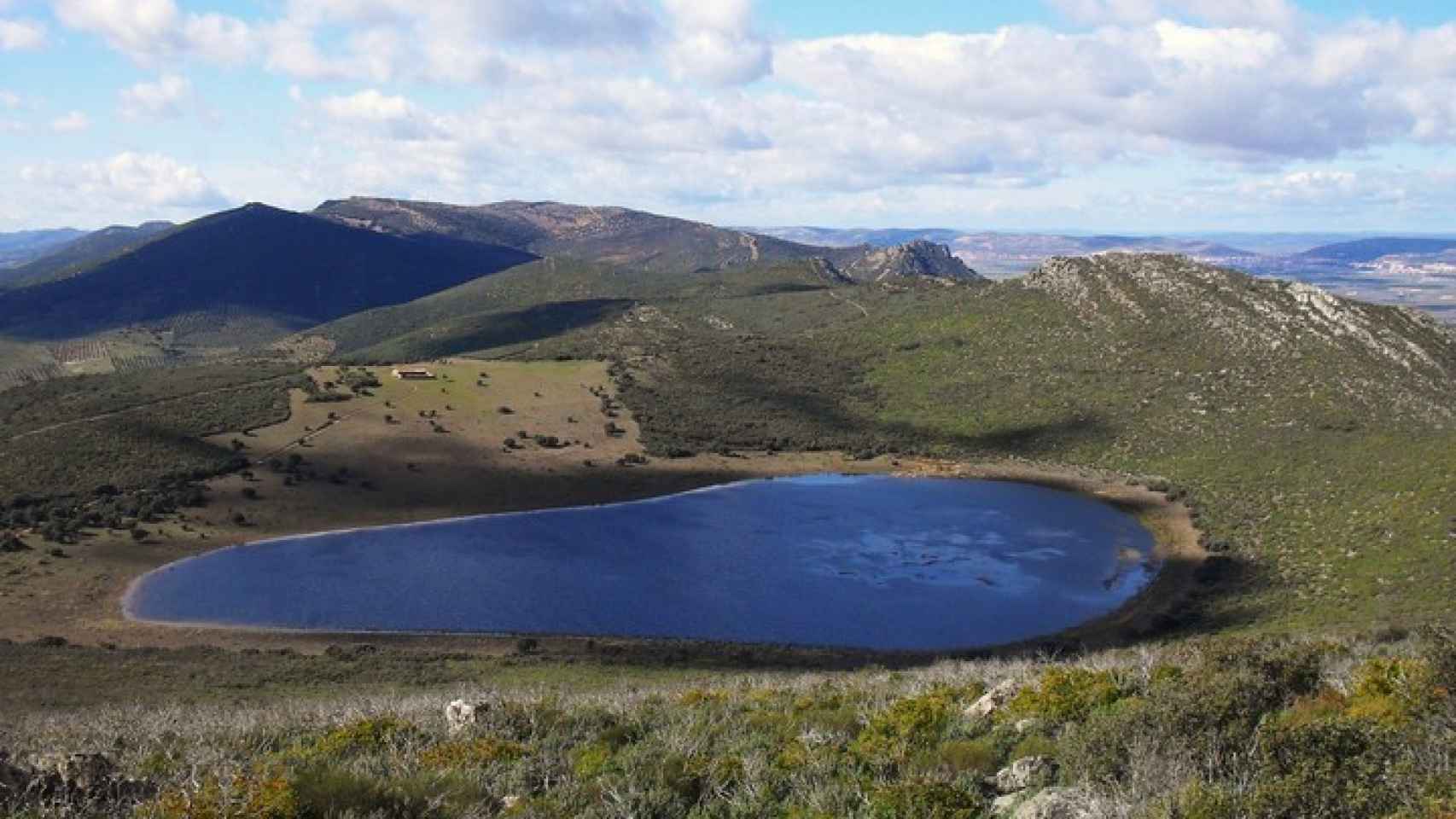 Laguna de la Alberquilla, en Mestanza