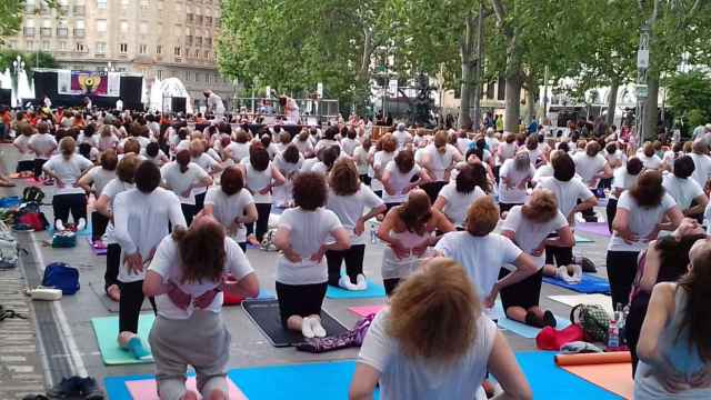Celebración del día mundial de yoga