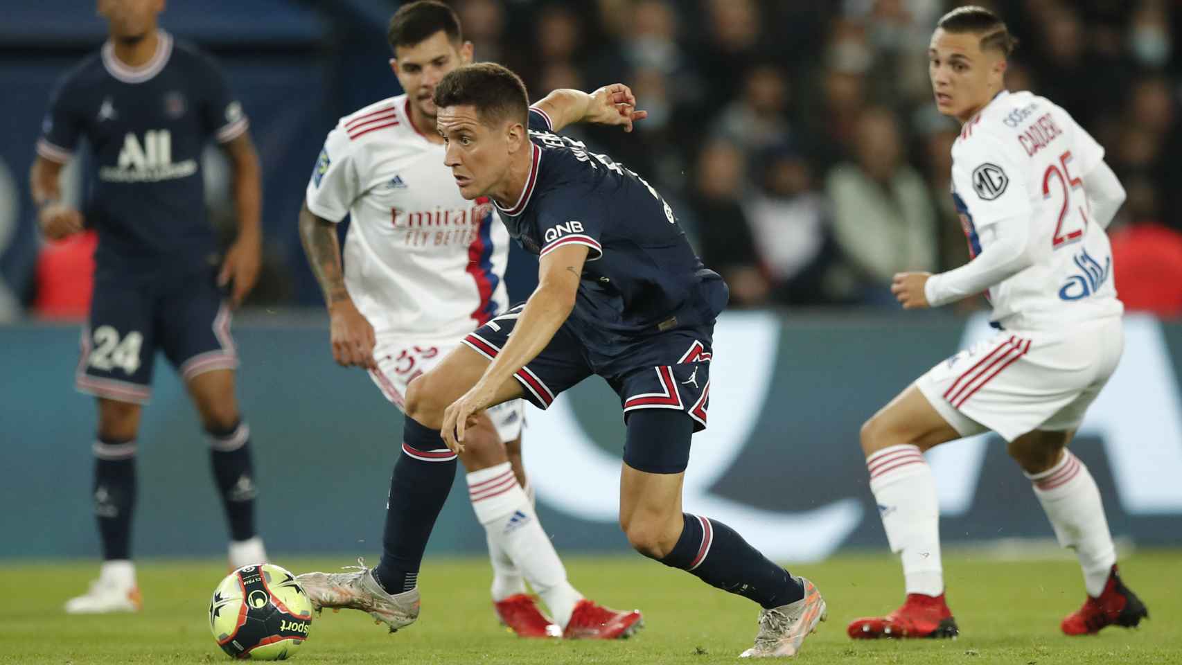 Ander Herrera en un partido contra el Olympique de Lyon