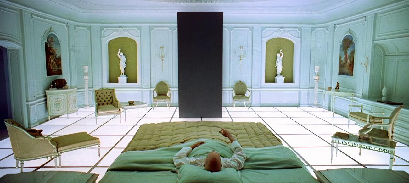 Habitación de Dave Bowman vista desde la nave auxiliar, extraída de la película 2001: Una odisea en el espacio (1968), de Stanley Kubrick.