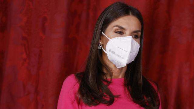 Letizia en la recepción del presidente de Angola en el Palacio Real.