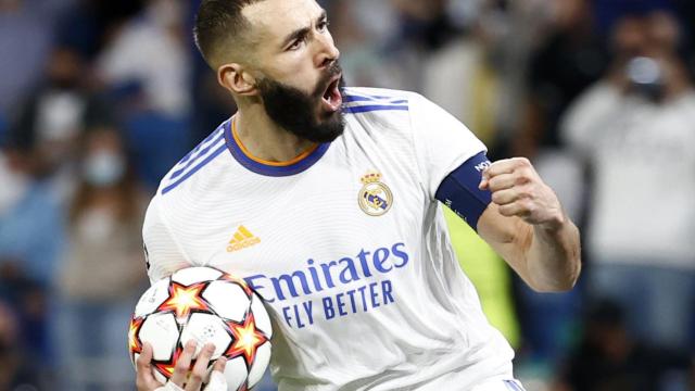 Karim Benzema celebra su gol al Sheriff