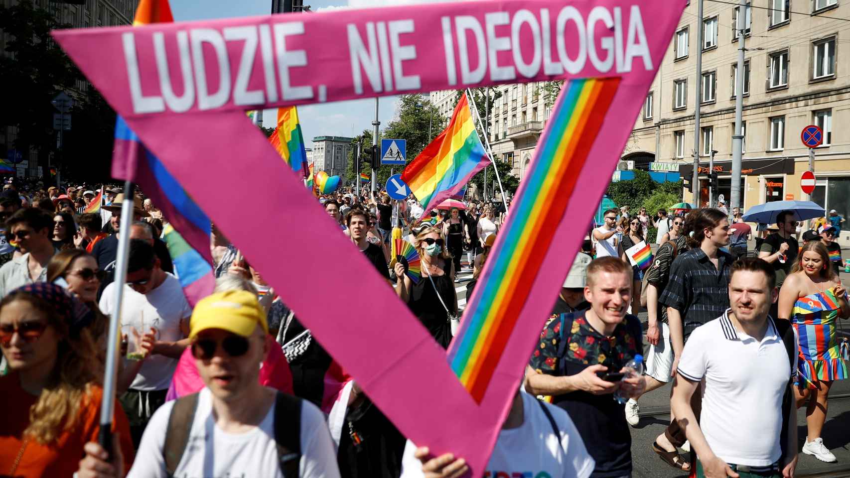 Manifestación de apoyo a la comunidad LGTBI en Polonia en una imagen del mes de junio.