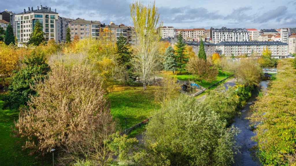 Río Barbaña a su paso por Ourense.