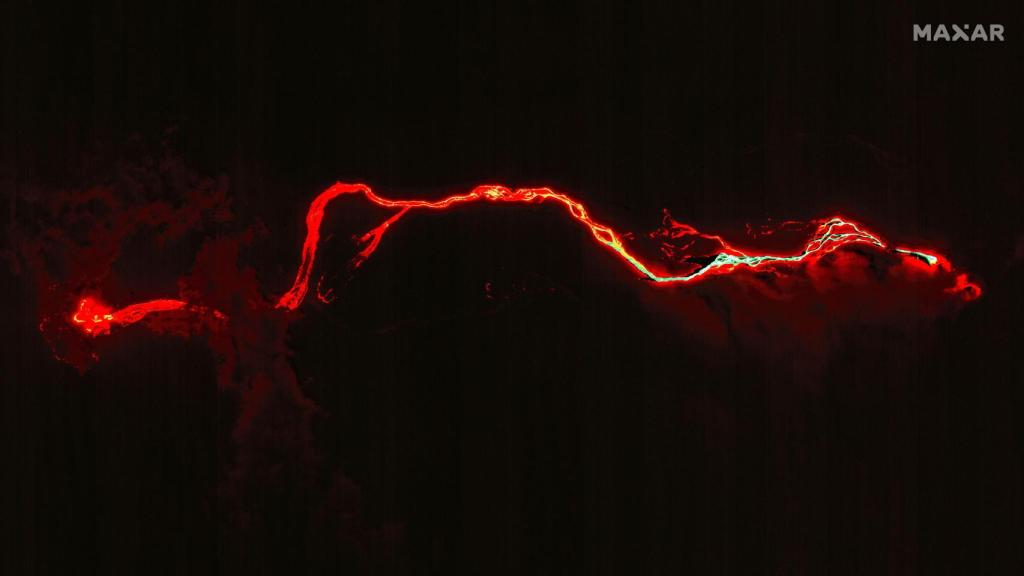 Imagen de satélite de la isla de La Palma que muestra la evolución de la lava.
