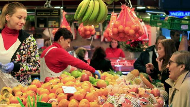 Las ventas del comercio minorista de Castilla-La Mancha caen muy por encima de la media nacional