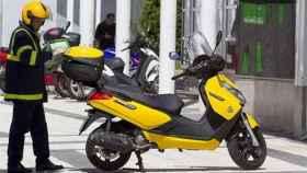 Correos incorporará a su flota 400 nuevas motos eléctricas en 'renting'