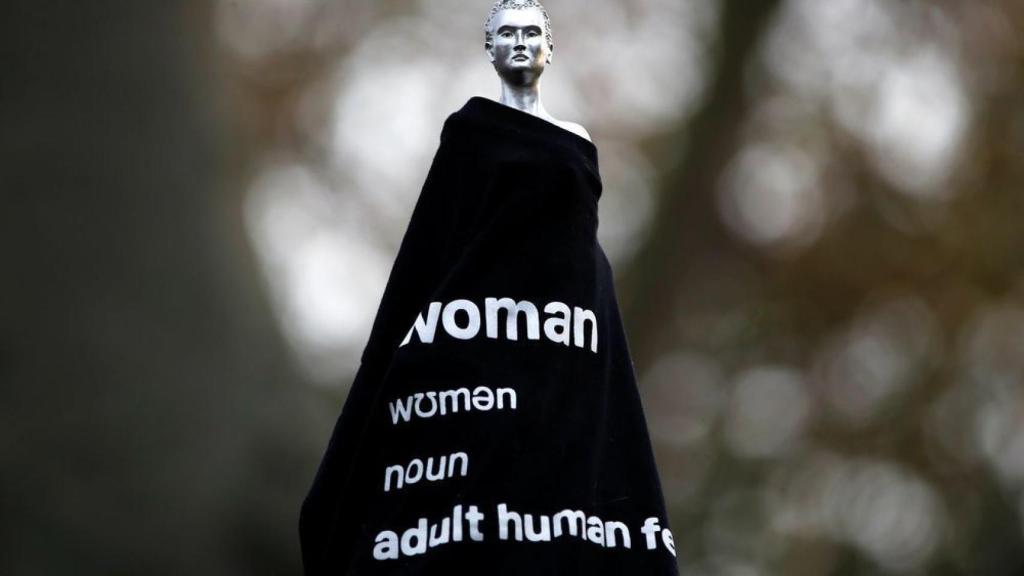 Estatua de Mary Wollstonecraft en Londres.