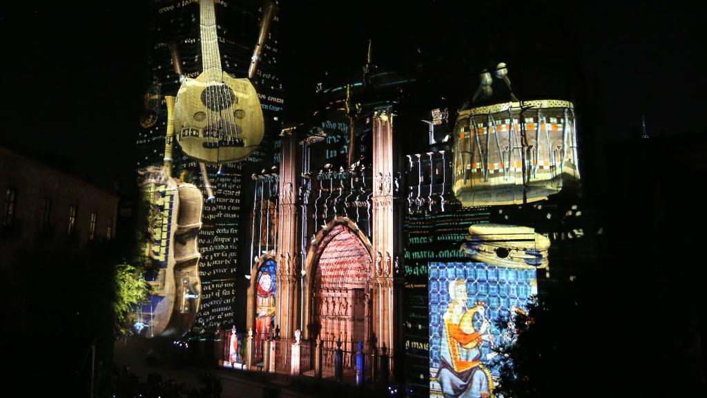 Espectáculo Luz Toledo proyectado sobre la Catedral de Toledo.