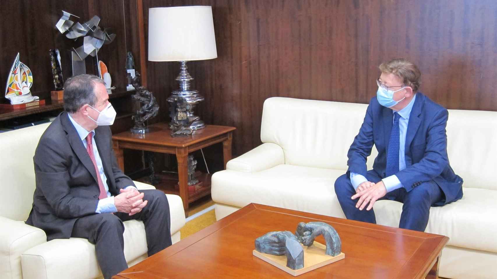 El alcalde de Vigo, Abel Caballero, y el presidente de la Generalitat Valenciana, Ximo Puig, hoy en Vigo.