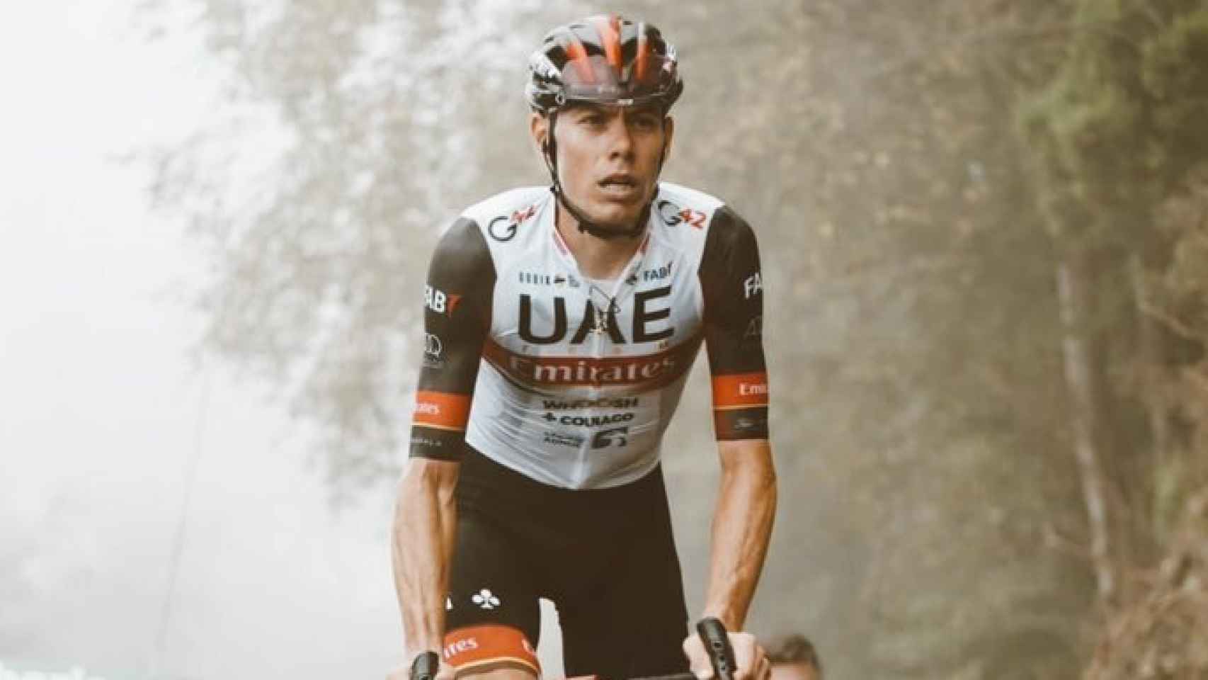 David de la Cruz durante una etapa de La Vuelta 2021