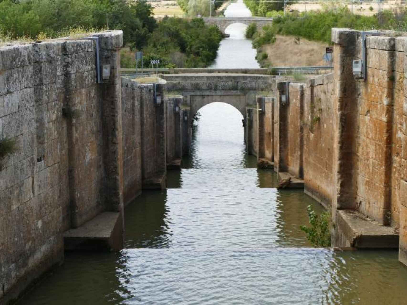 Cuádruple esclusa del Canal de Castilla