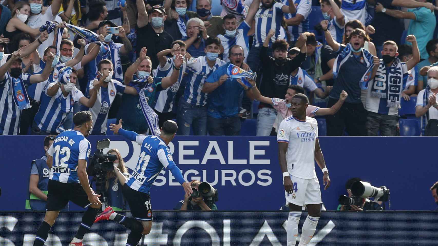 RDT celebra su gol contra el Real Madrid